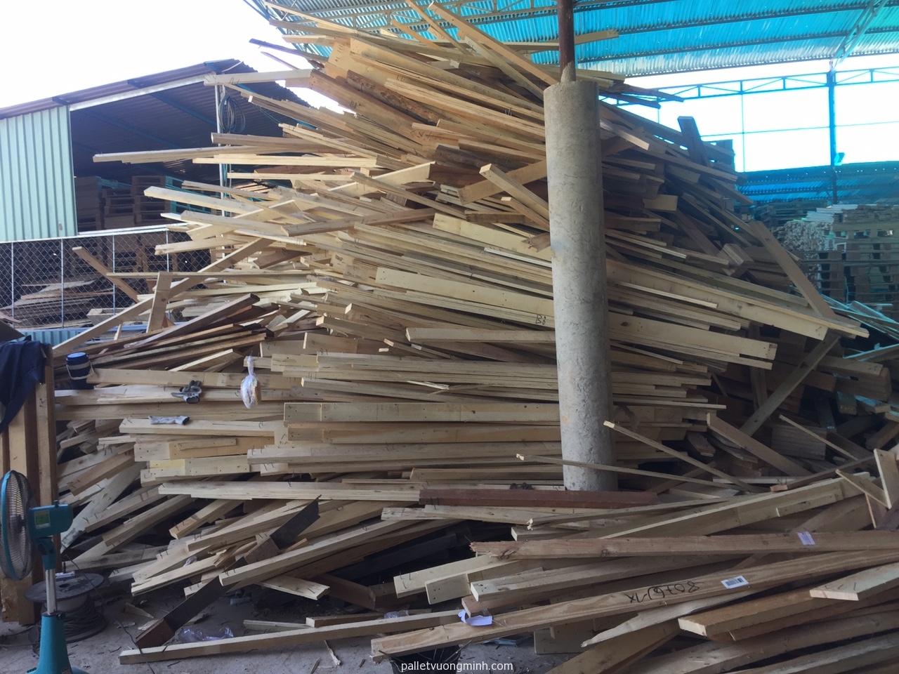 vn_p_c_x_thanh_dong_pallet